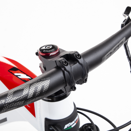 INTEGRA XFM 1.7 CARBON