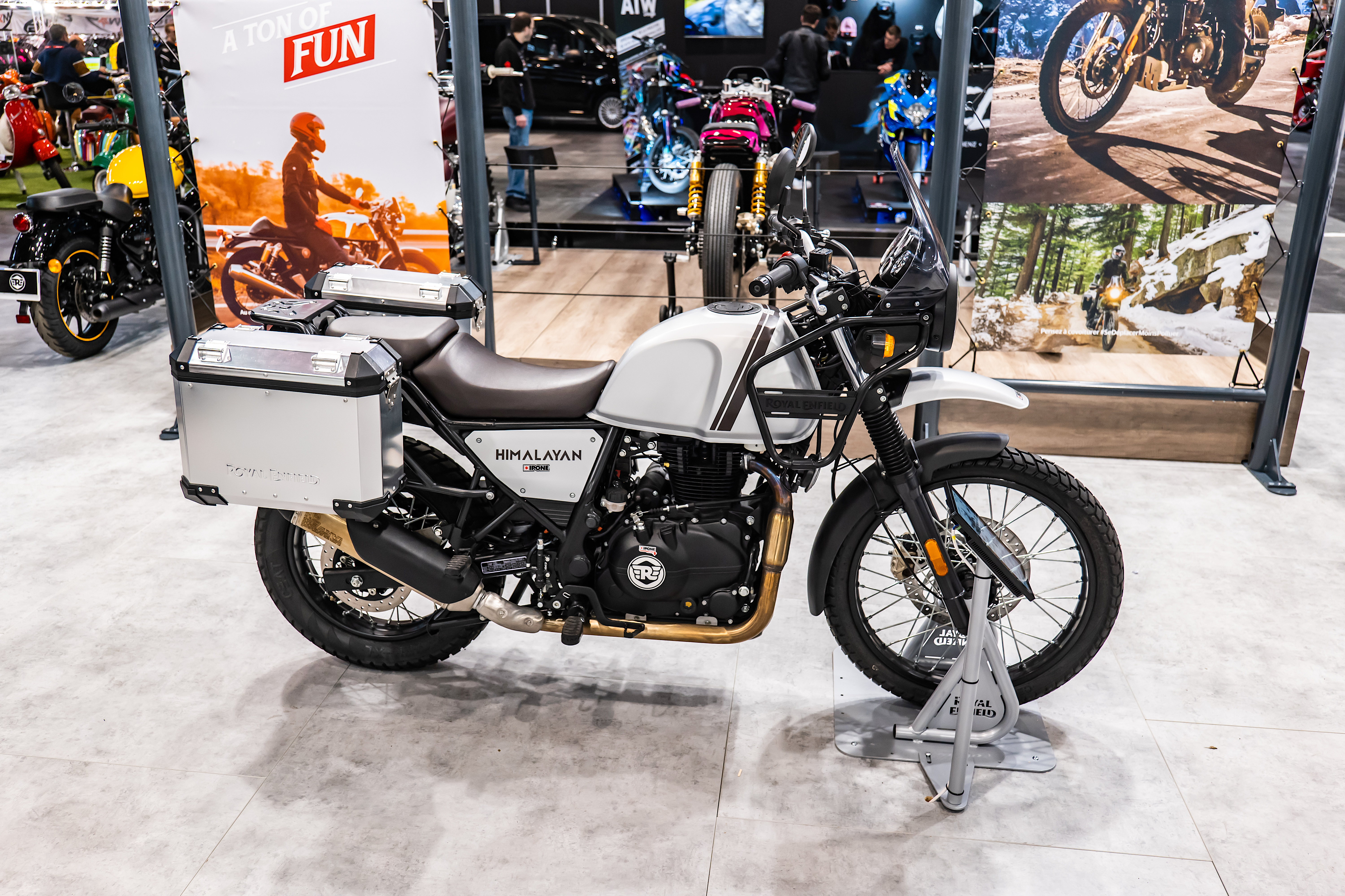 ROYAL ENFIELD - SALON DU 2 ROUES DE LYON 2023 5